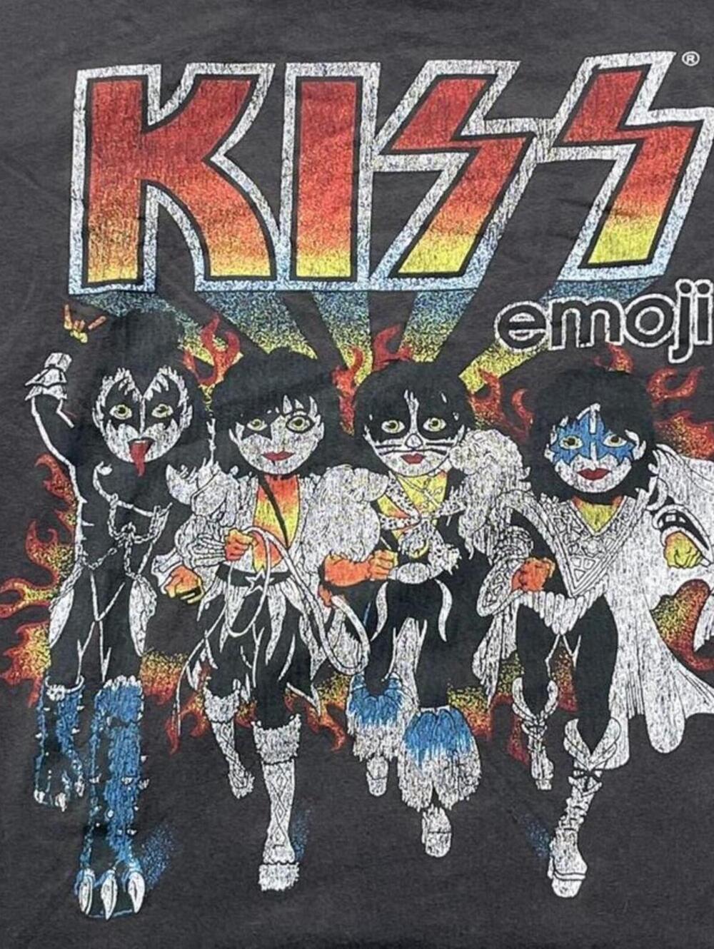 KISS Preowned Large Cropped T-shirt